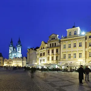 Hotel Grand, Praga
