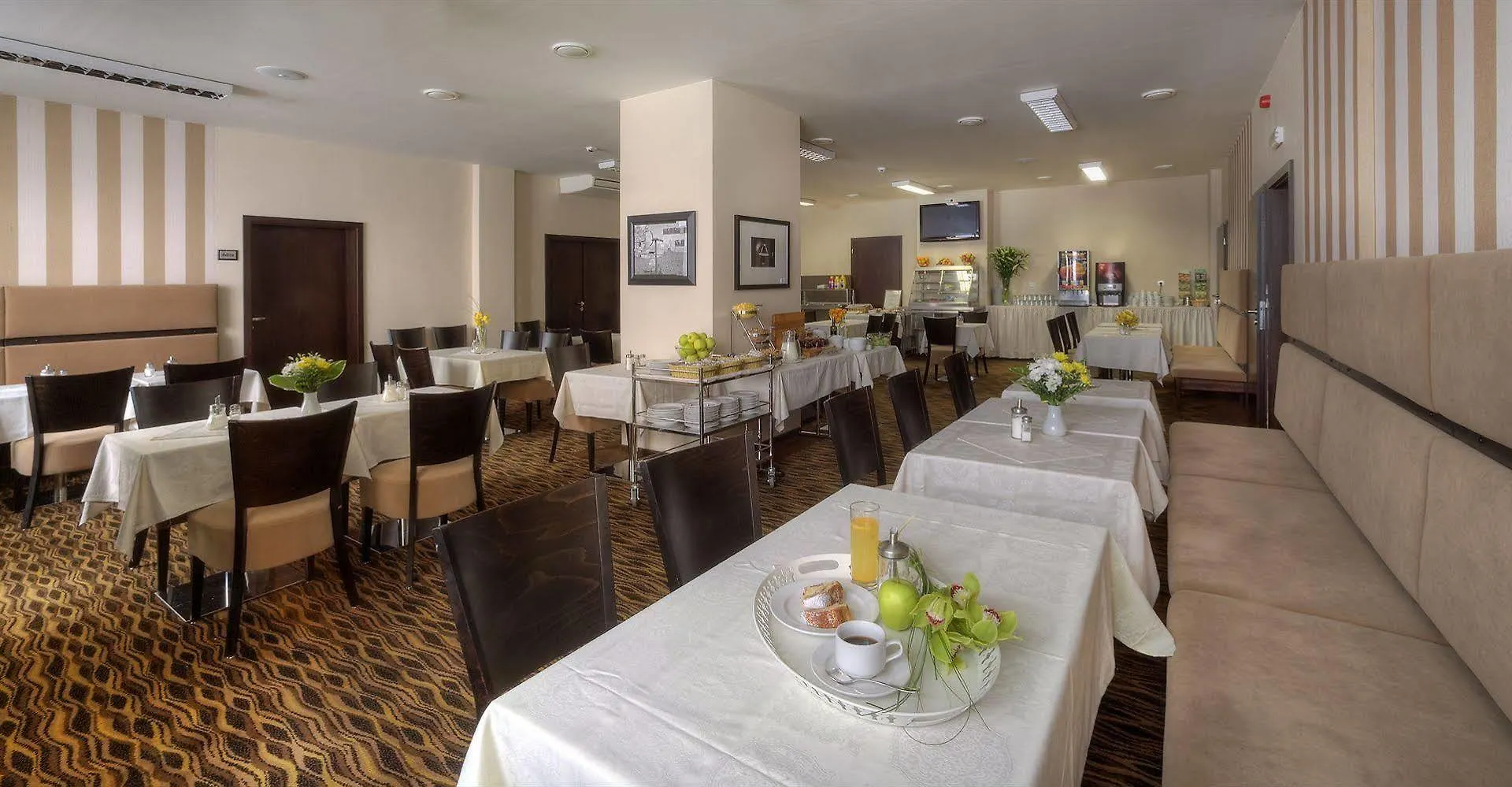 ****  1.Republic Hotel Praga República Checa