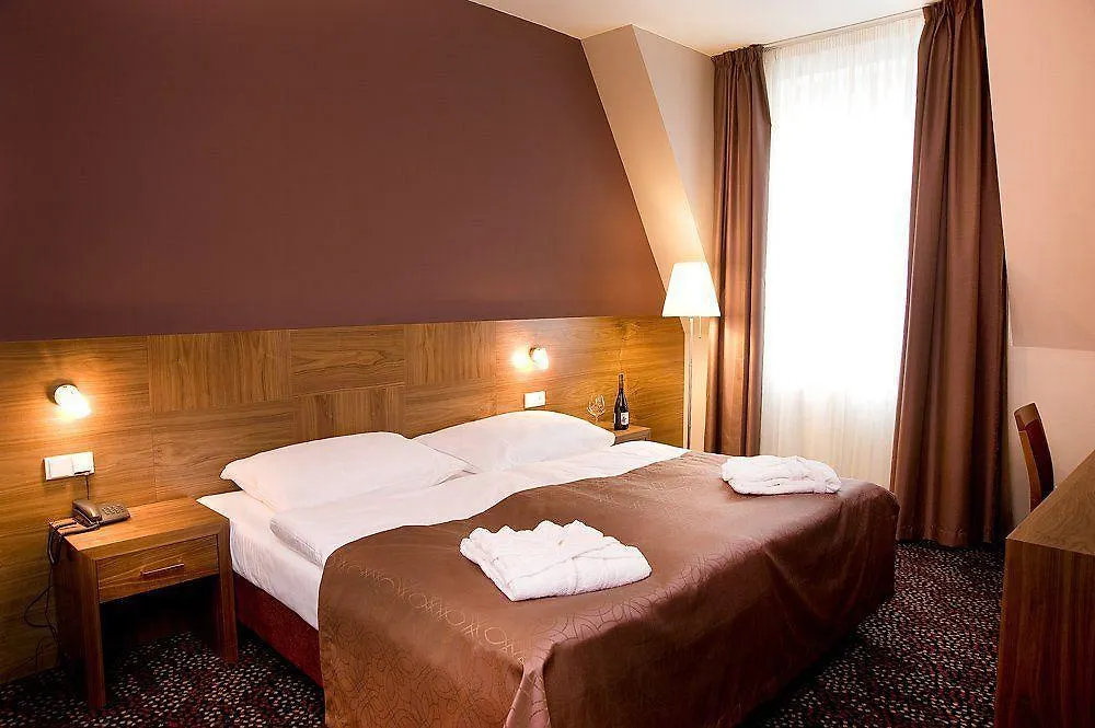****  1.Republic Hotel Prague Czech Republic